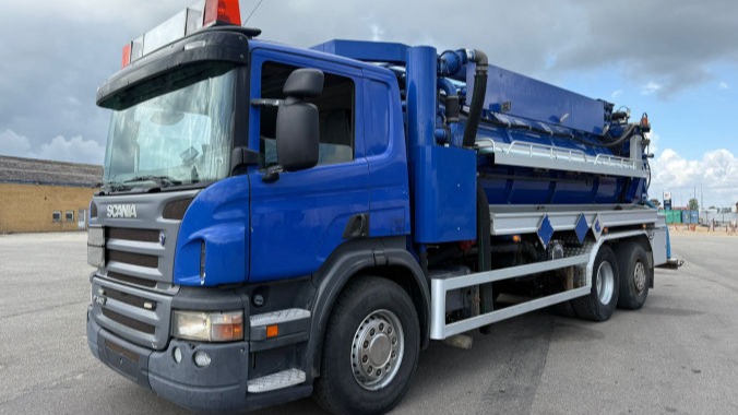 Scania P340 6x2 10m3
