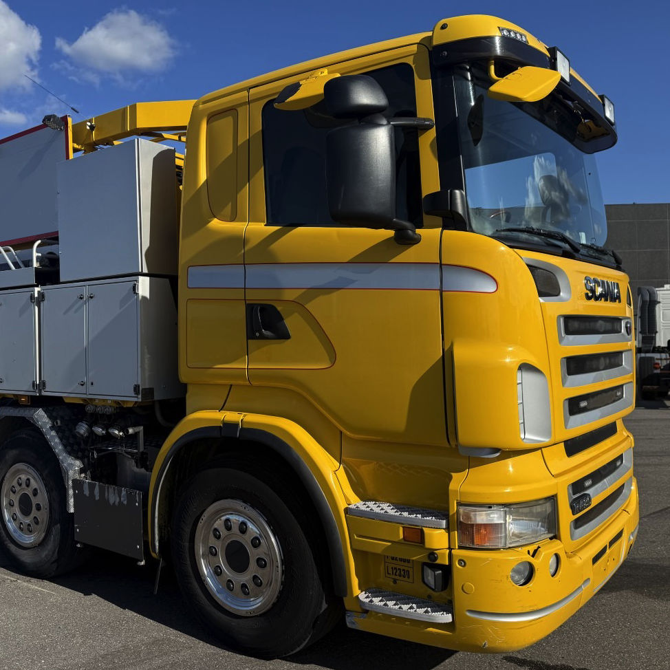Scania R480 8x2 13.5 m3